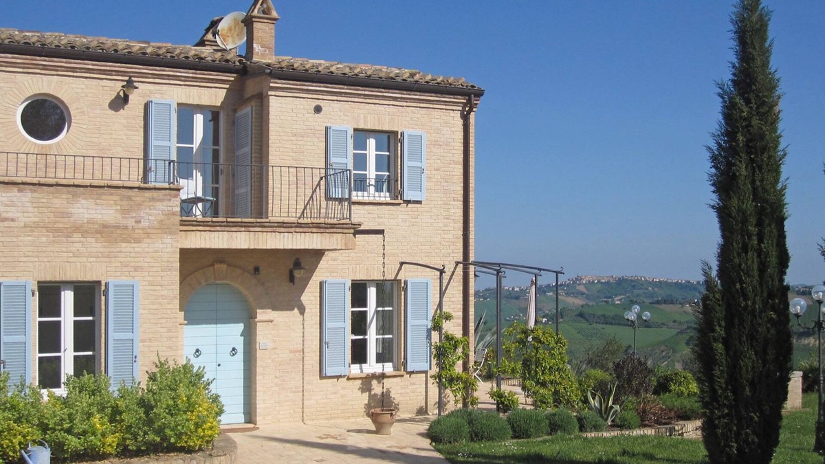 Cossignano House | Comfortable cottage in the March with a stunning panorama view