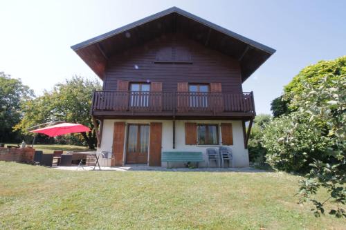Viviers-du-Lac Ski Chalet | Comfortable family chalet 5 min drive from the lake