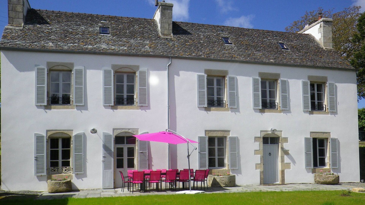 Plestin-les-Greves House | Comfortable character cottage 2 km from the sea