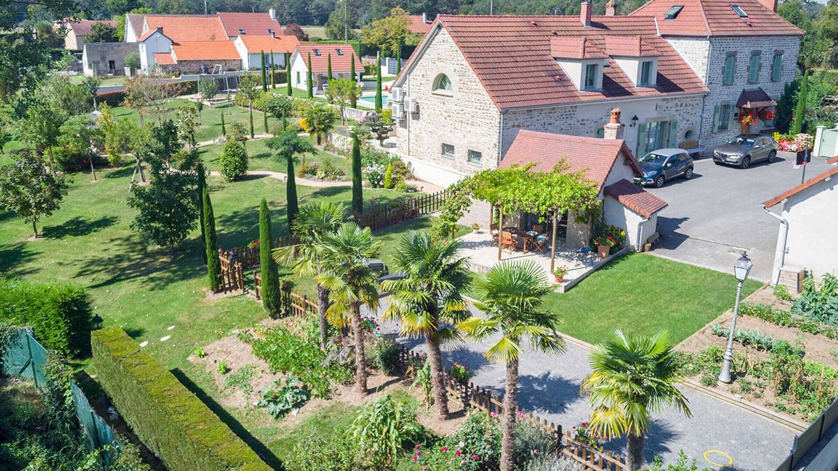 Hauterive Cottage | Comfortable Getaway with Pool, Terrace, and Modern Amenities in Hauterives