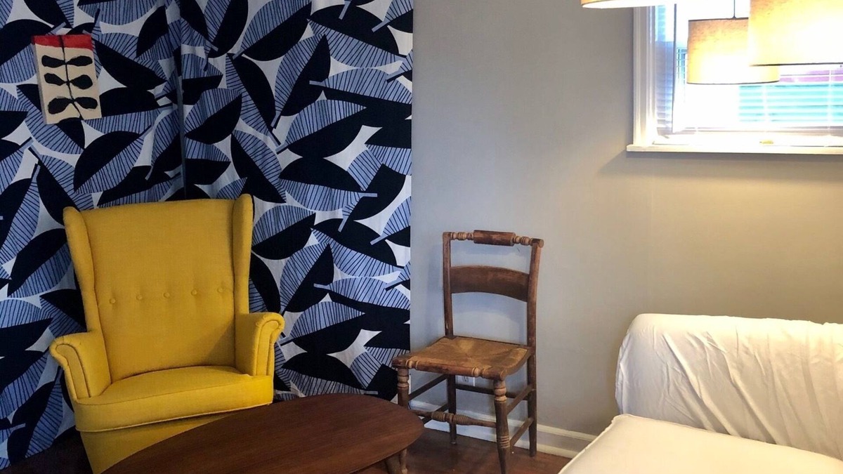 Columbia House | Comfortable, green, stylish, walkable 1940s cottage