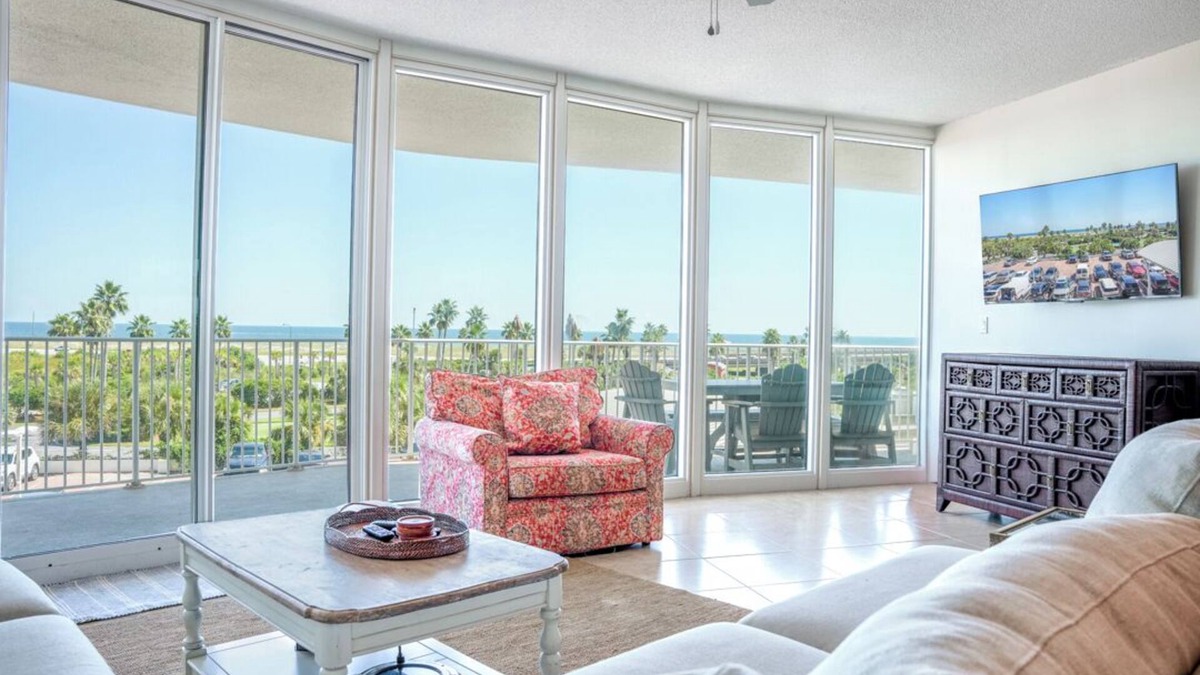 Orange Beach East Condo | Comfortable Gulfview Three Bedroom Condo. Complimentary Boat Slip!