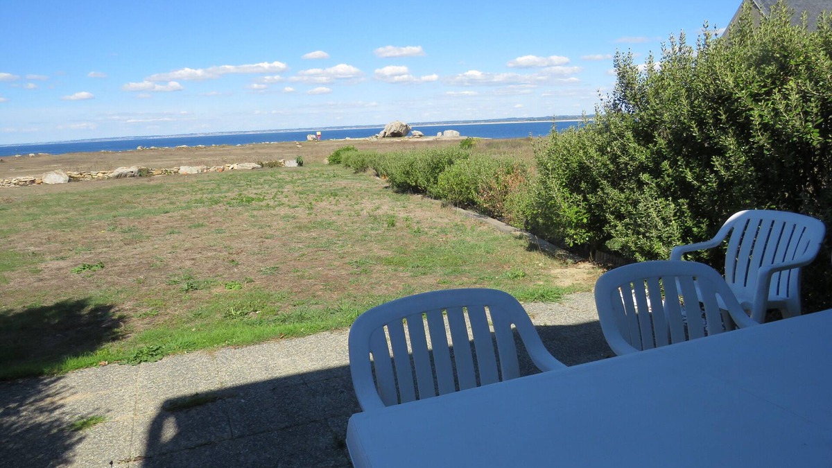 Saint-Guenole House | COMFORTABLE HOLIDAY ACCOMMODATION SEA VIEW OVER THE ENTIRE BAY OF AUDIERNE