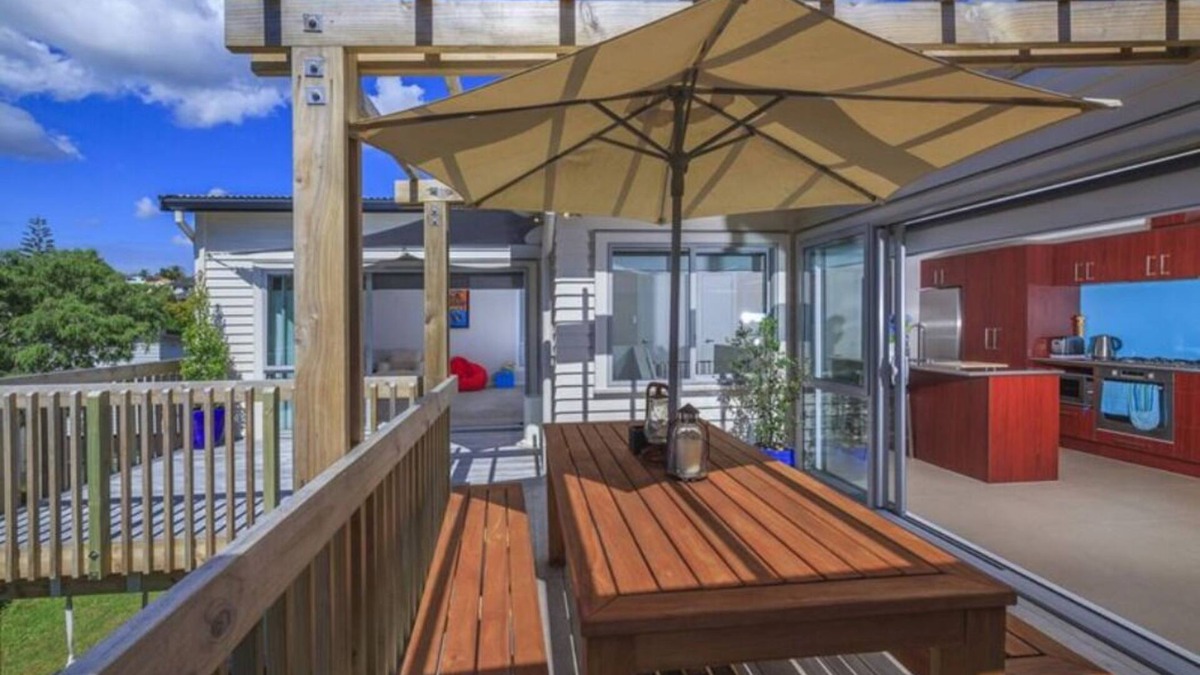 Rothesay Bay Cabin | Comfortable holiday house near stunning beach