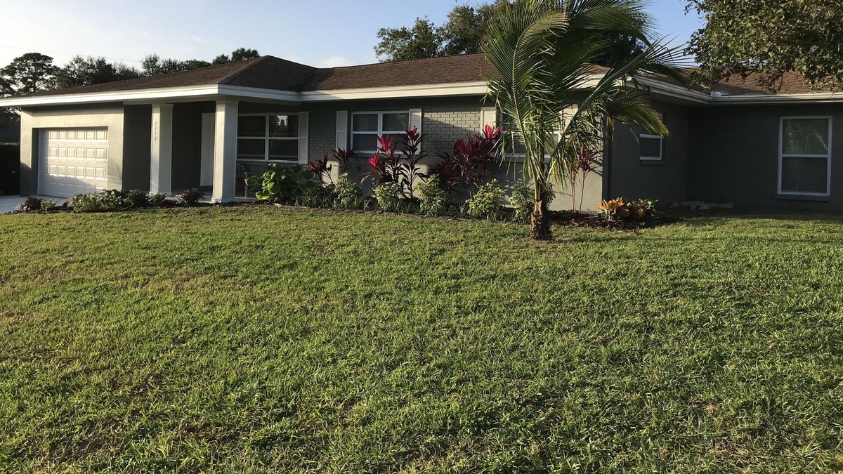 Fairway Estate House | Comfortable Home in Fairway Estates