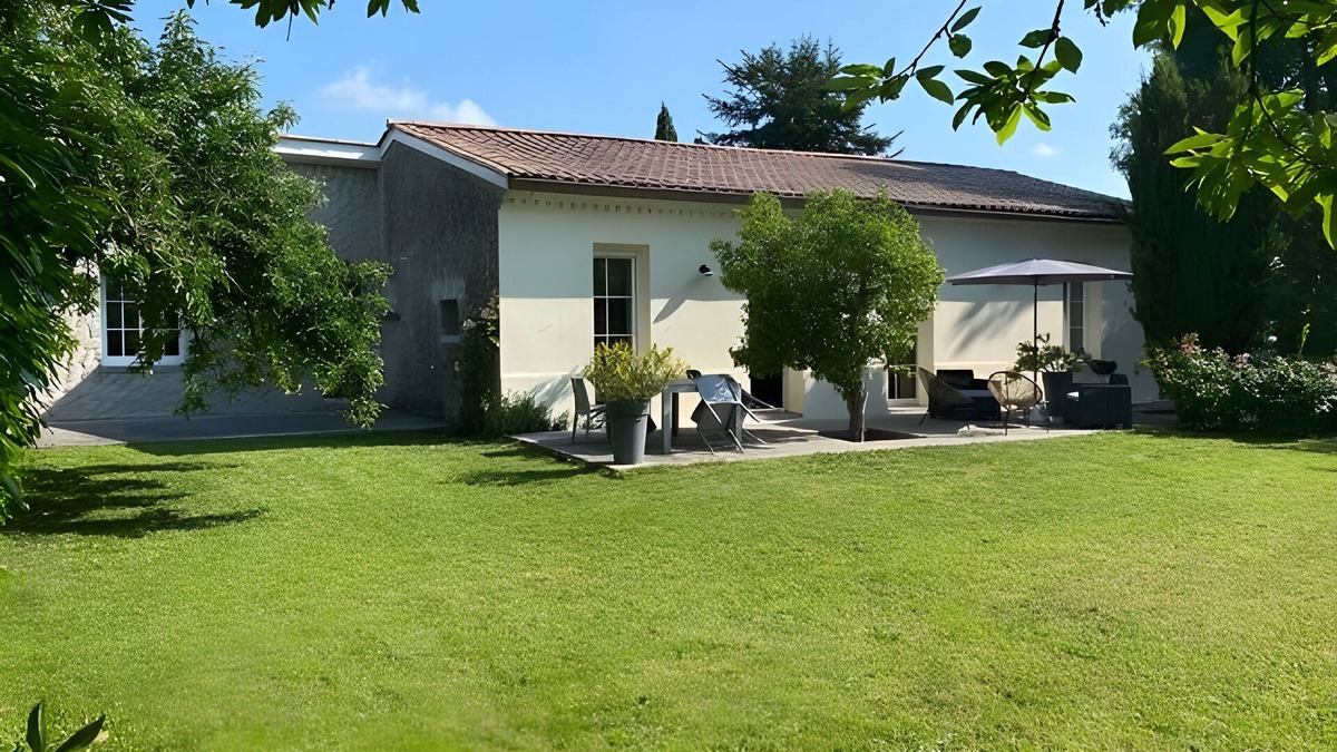 Arsac House | Comfortable House at the Gates of the Médoc, Quiet Area