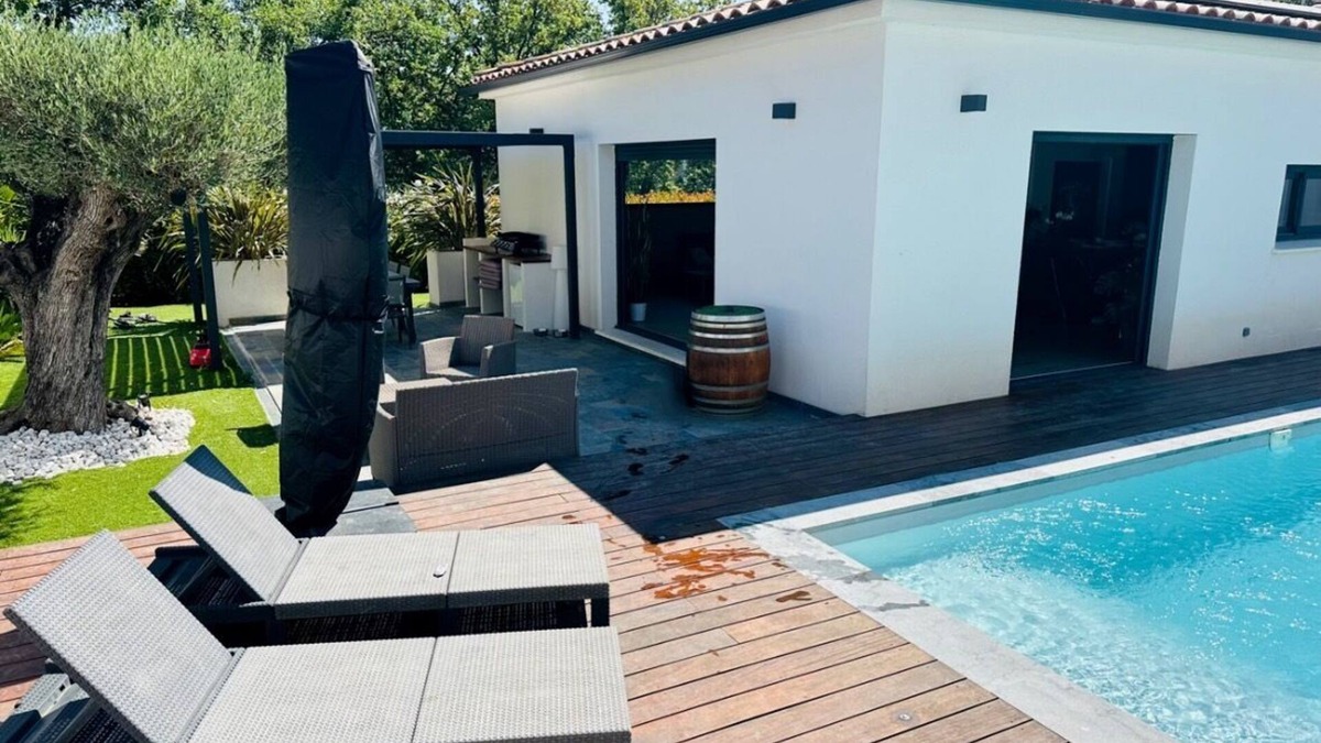 Peypin Villa | Comfortable house in Provence