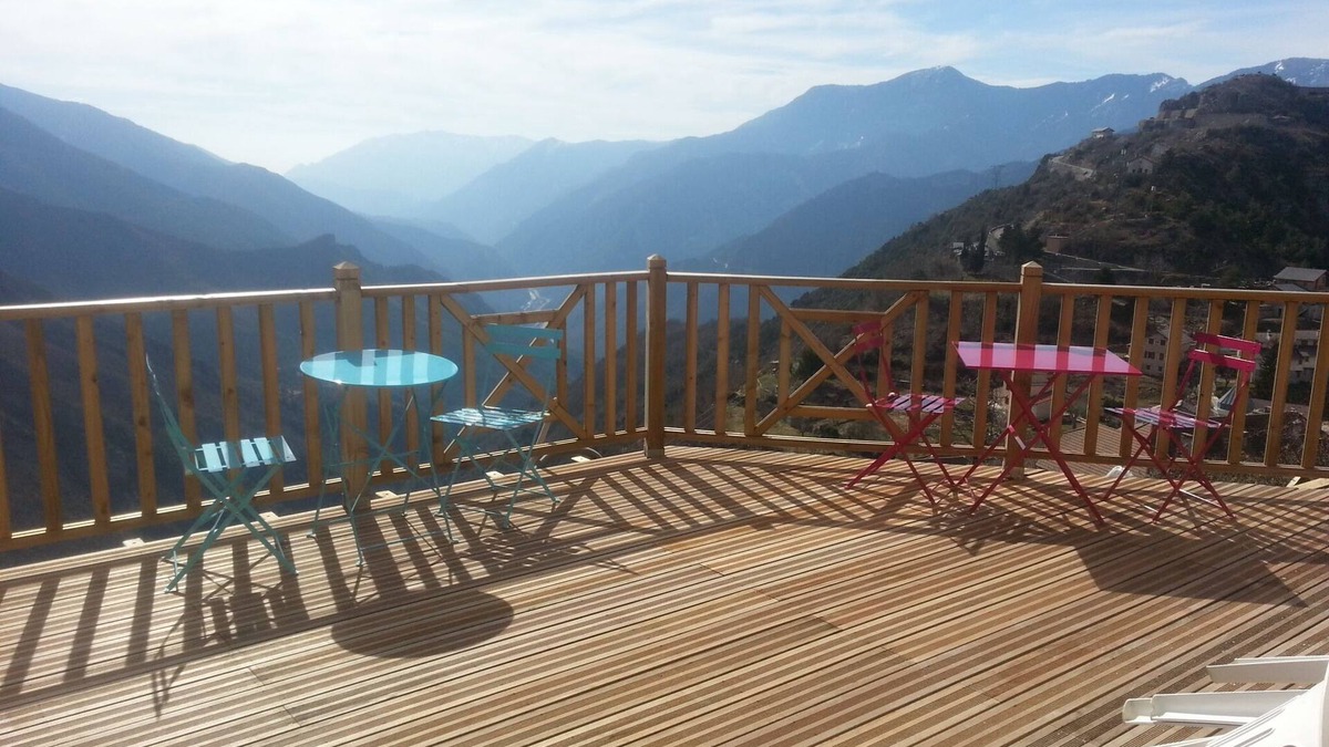 Rimplas Villa | Comfortable house in the mountains in the Mercantour doors