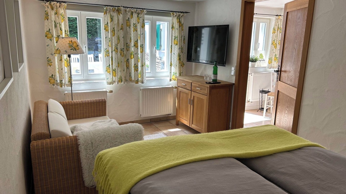 Marialinden Apartment | Comfortable living in the countryside. Central location in Marialinden, directly on the Way of St. James.