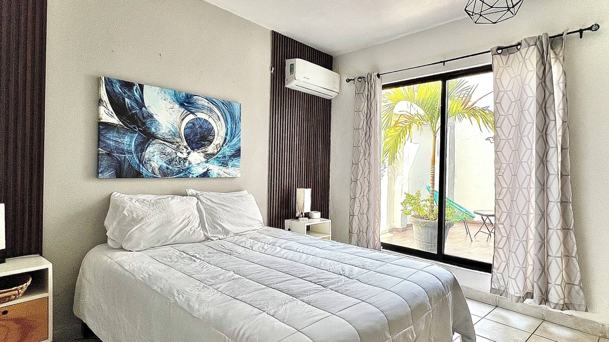 La Salle 2 Apartment | Comfortable modern apartment conveniently located for shopping and dining.