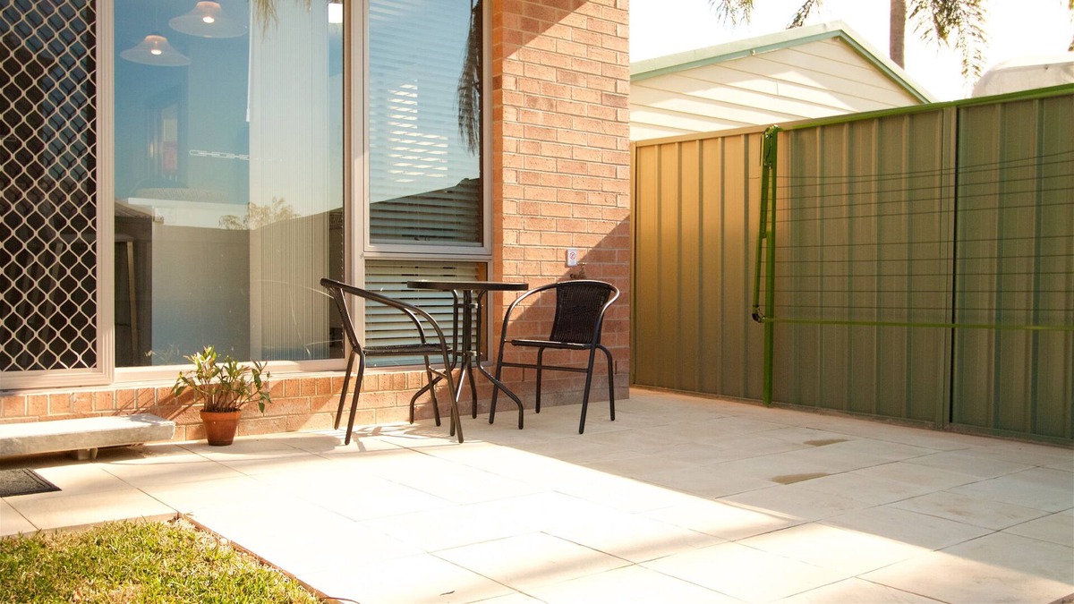 Shortland House | Comfortable Modern Townhouse 4