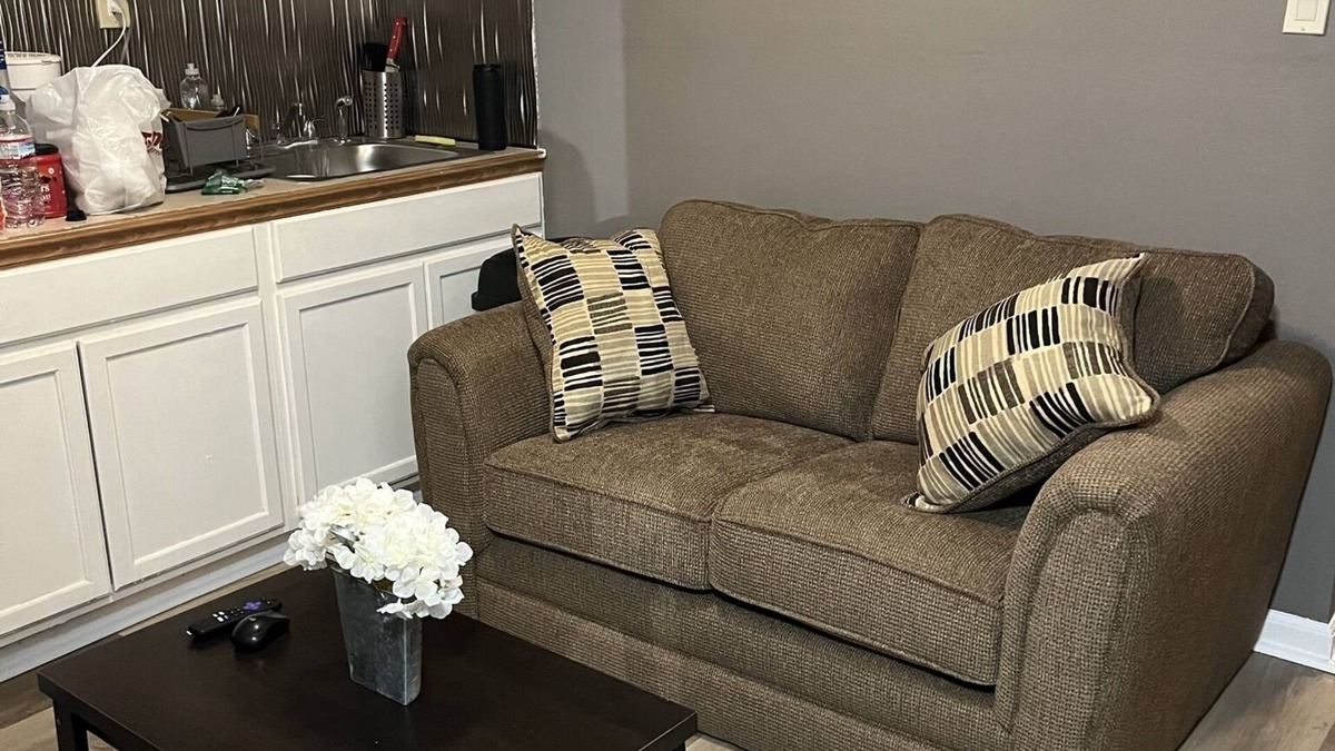 LaPlace Apartment | Comfortable Safe Stay