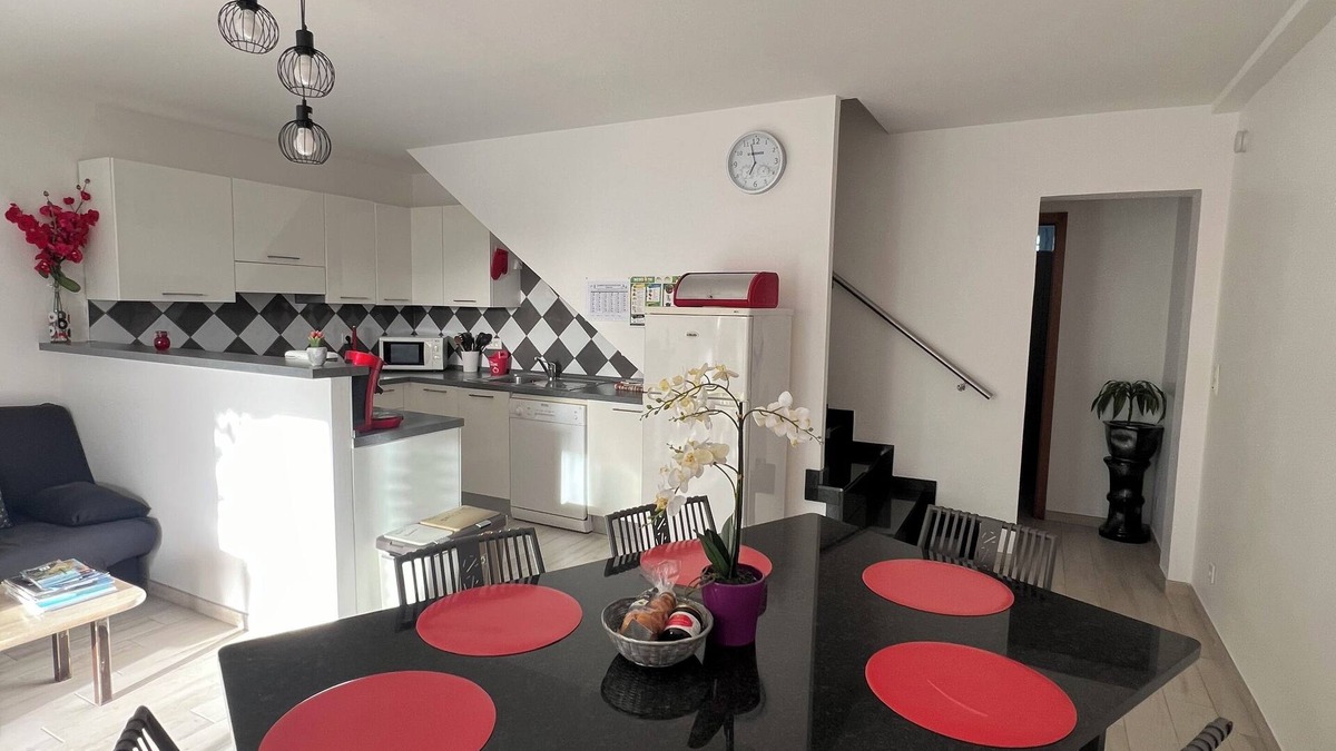 Calenzana House | Comfortable semi-detached villa 80m2 on the calenzana road, 5 km from the sea.