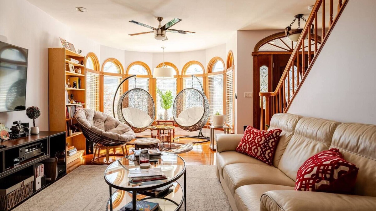 Everett House | Comfortable & Spacious Luxury Home w/Chef’s Kitchen only 15 mins to Boston