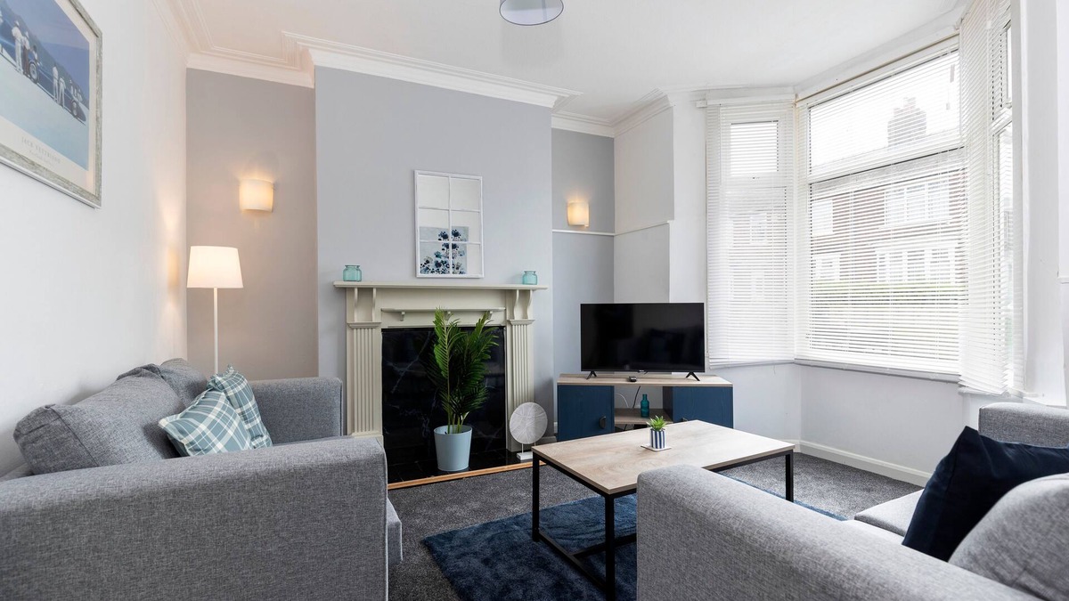 Thornaby On Tees House | Comfortable & very spacious home