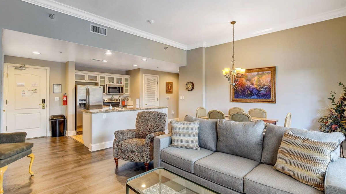 Lake Las Vegas Condo | COMFORTABLY ELEGANT 2 BR POOLSIDE CONDO IN MONTELAGO VILLAGE