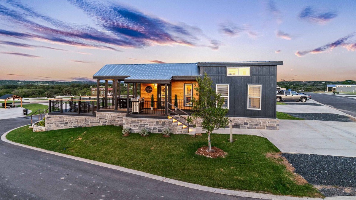 Fredericksburg Cottage | Comfortably Numb - 119