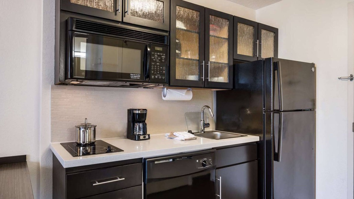 Baymeadows House | ComfortZone Suites: Fully-Equipped Stays for Your Every Need