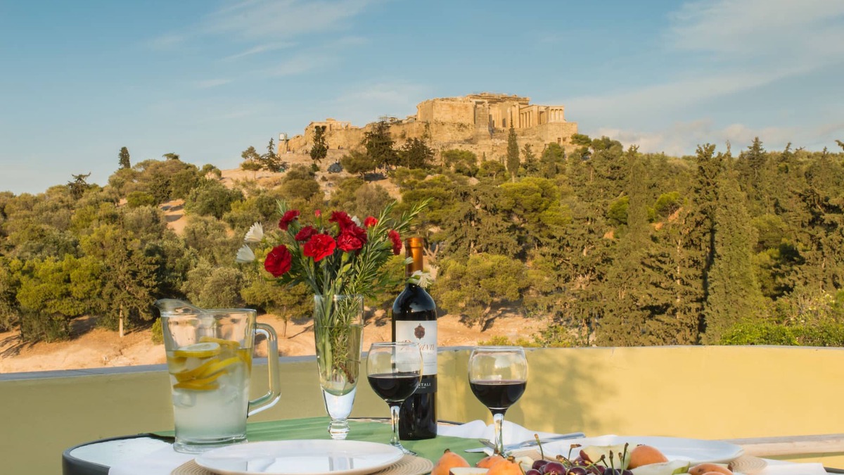 Athens City Centre Apartment | Comfy 2Bedroom apartment at the foothills of Acropolis