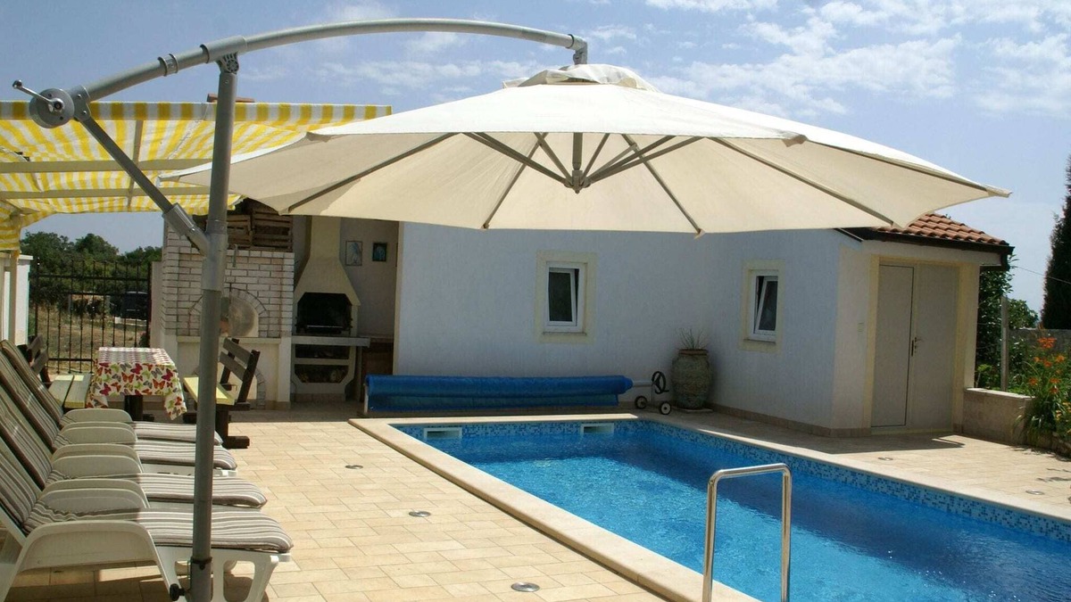 Vinkuran Apartment | Comfy apartment in Vinkuran with the beach nearby