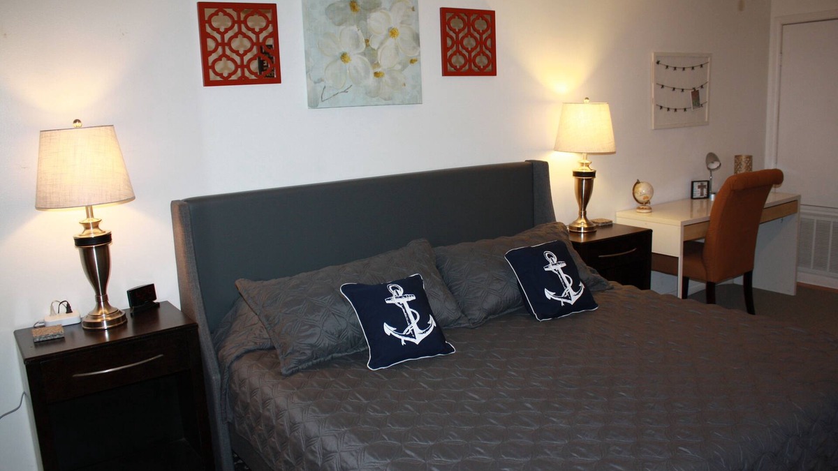 Brownwood Apartment | Comfy Brownwood Apt near University and town