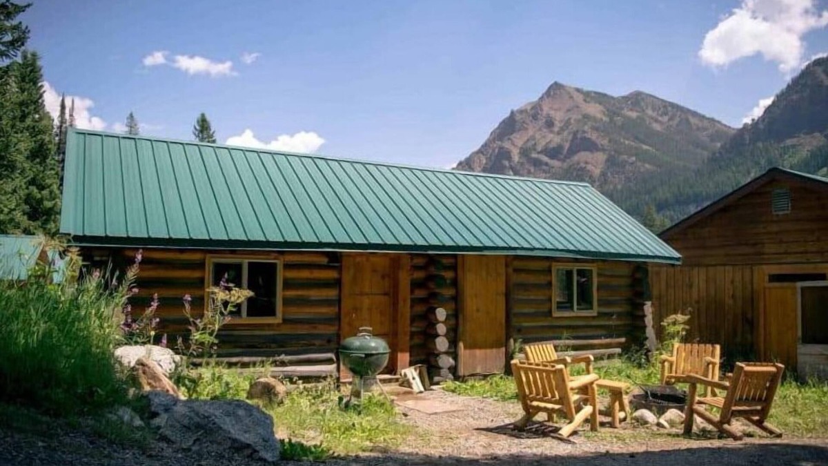 Silver Gate Cabin | Comfy cabin is situated on the Silver Gate property which overlooks 10,000ft tall mountain peaks surrounding the town.