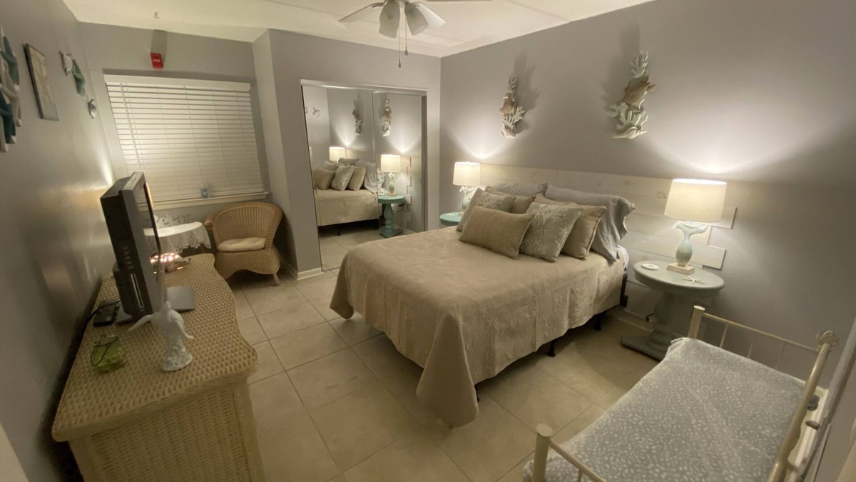 Mary Esther Condo | Comfy Condo with Water Views- Fishing Dock- Sleeps 4