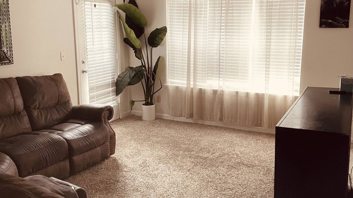 Rock Hill Apartment | Comfy & Cozy 3 Bedroom Apartment Minutes away From Charlotte