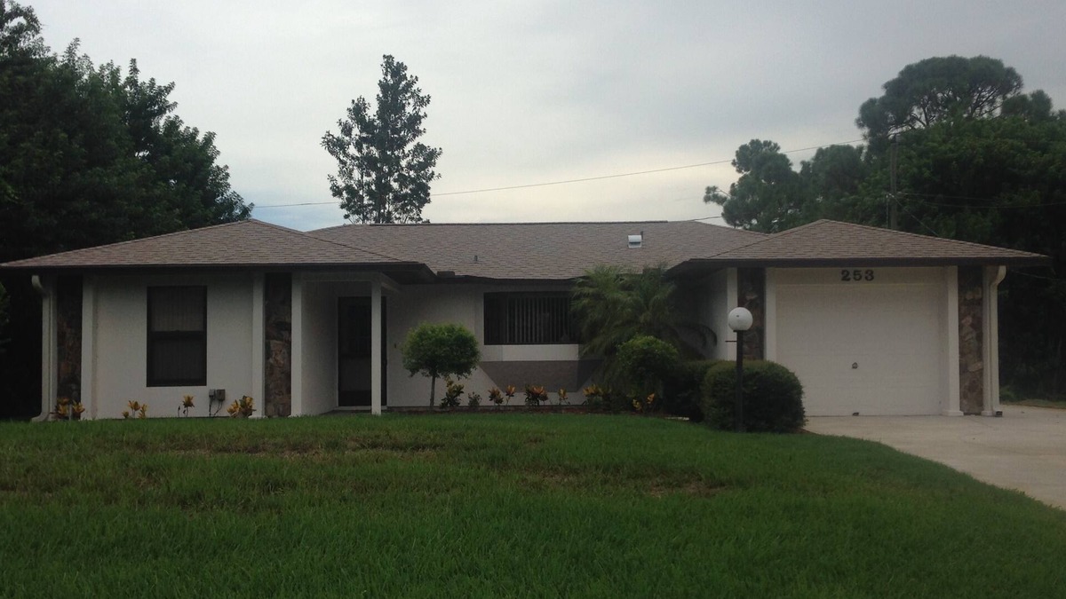 Sebastian Highlands House | Comfy House Near River And Beach