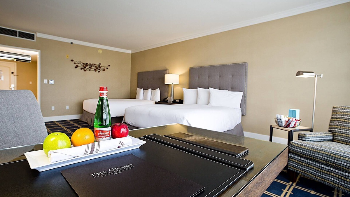 Sunnyvale West Hotel | Comfy Stay in Sunnyvale Near El Camino Real | 1 Unit
