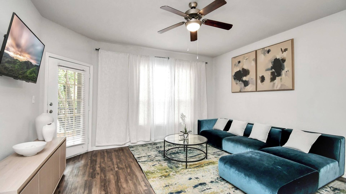 Riverside Terrace Apartment | Comfy Suites - 1 Bed Med Center Near Dwntn & NRG