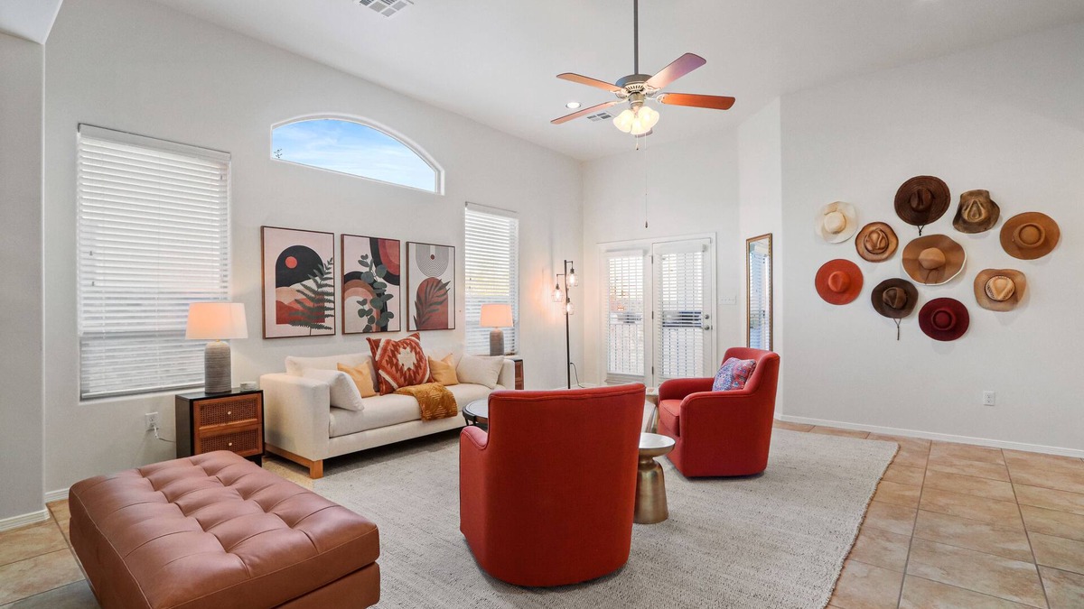 Las Cruces House | Comfy SW Home with Private Yard & Mountain Views!