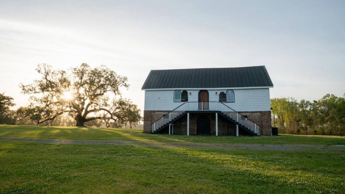 Huger House | Comissary Middleburg