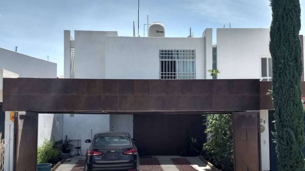 San Luis Potosi House | Comoda casa residencial cerca de Zona Industrial. SLP, BMW, GM