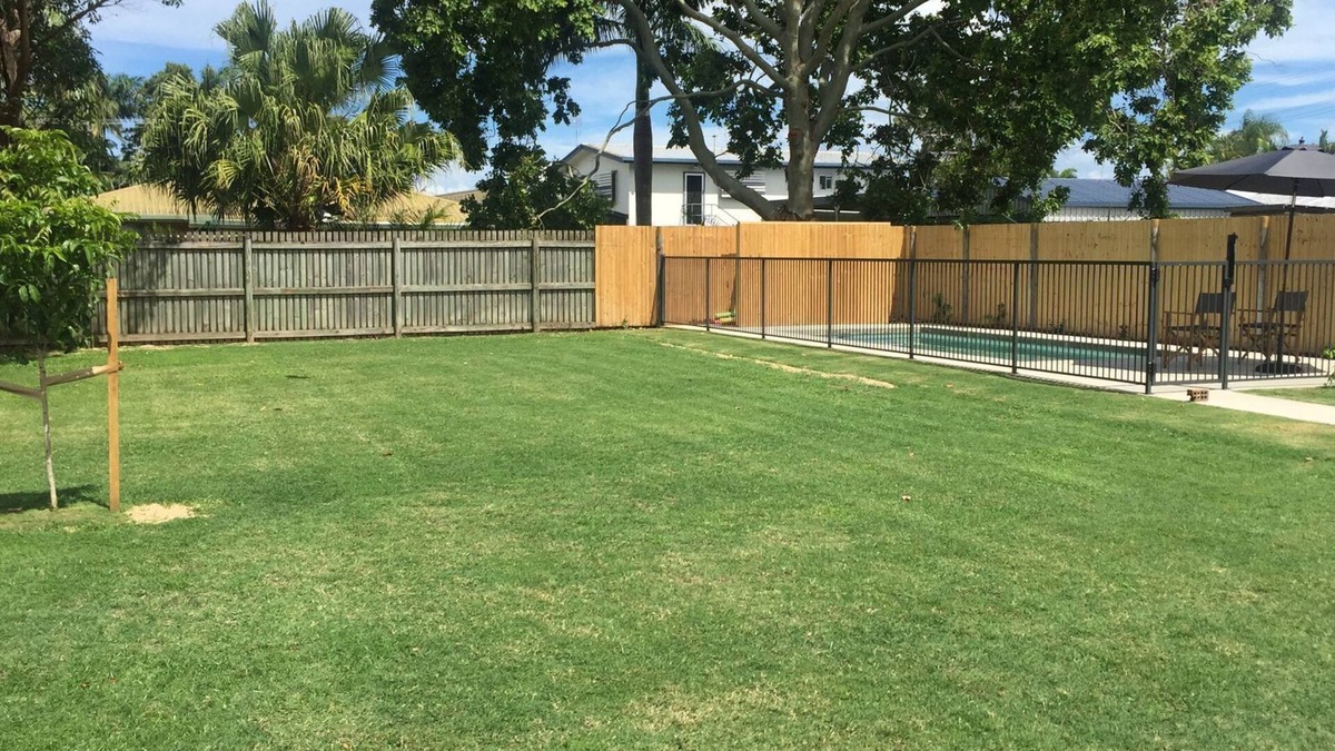 South Mackay House | Compact single level home with pool and huge fenced yard