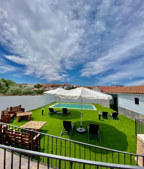 Valencia del Mombuey House | Complejo Rural Rincón del Paraíso