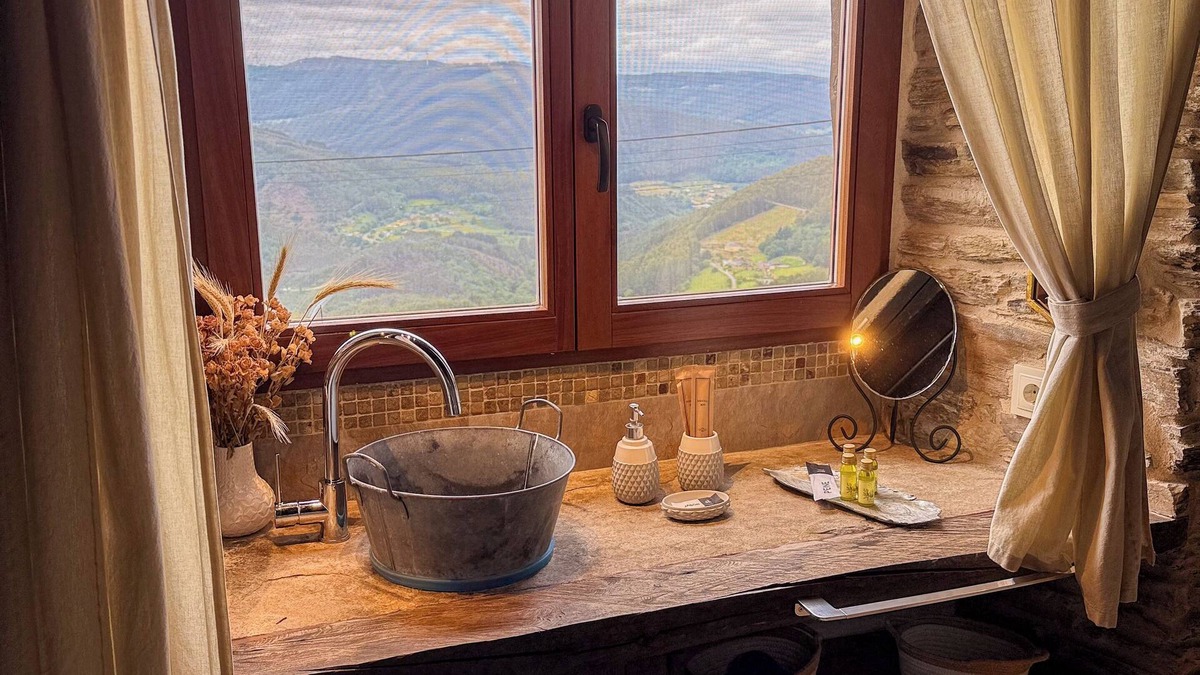 Aldeguer House | Complejo Rural Lar de Vies