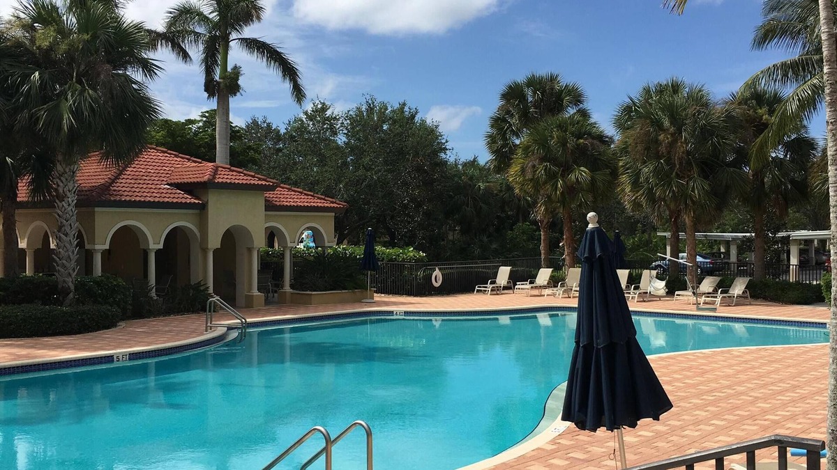 Estero Condo | Completely renovated in fantastic community & location!