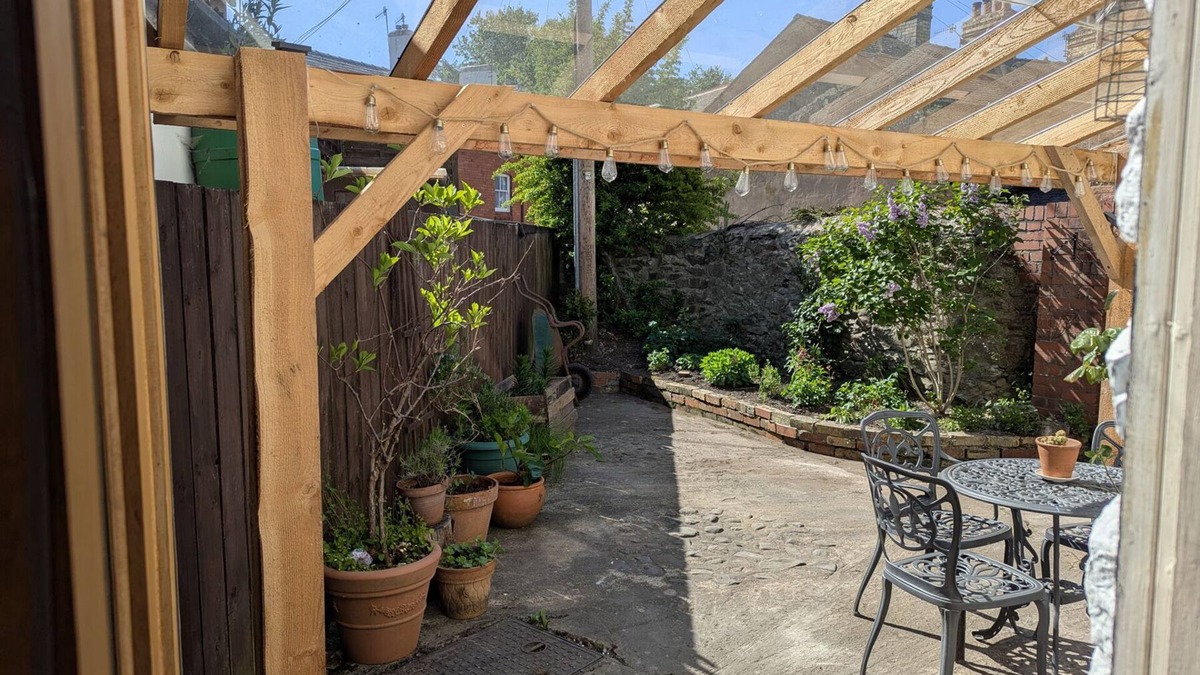 Llanfyllin Cottage | COMPTON HOUSE, pet friendly, character holiday cottage in Llanfyllin