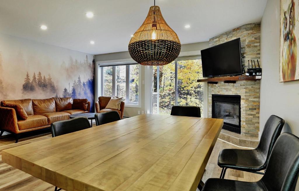 Stoneham Apartment | Condo 105 33 Chemin du Hameau by Les Chalets Alpins