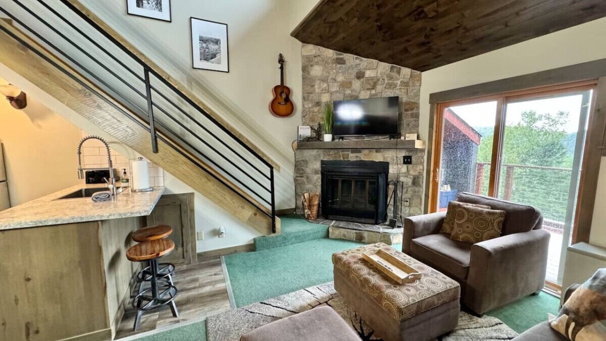 Lutsen Apartment | Condo at Lutsen Mtn Ski in Ski out Hike Bike Ski Swim etc