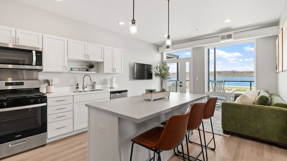 Lake City Condo | Condo with stunning views of Lake Pepin Unit 104