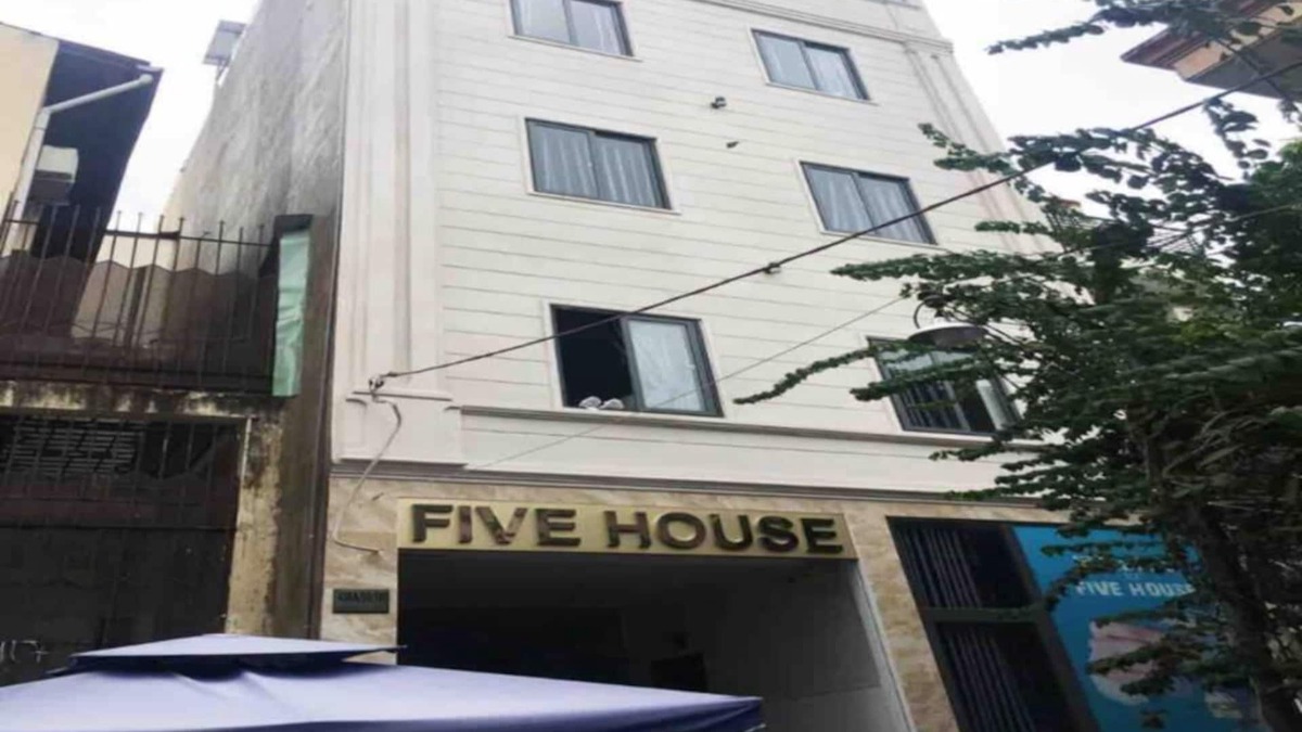 District 10 Apartment | Condominium of five houses # 18