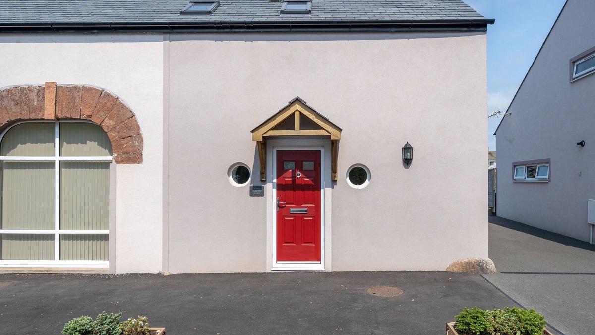 Beckermet Cottage | CONEY GARTH BARN, family friendly, with a garden in Beckermet