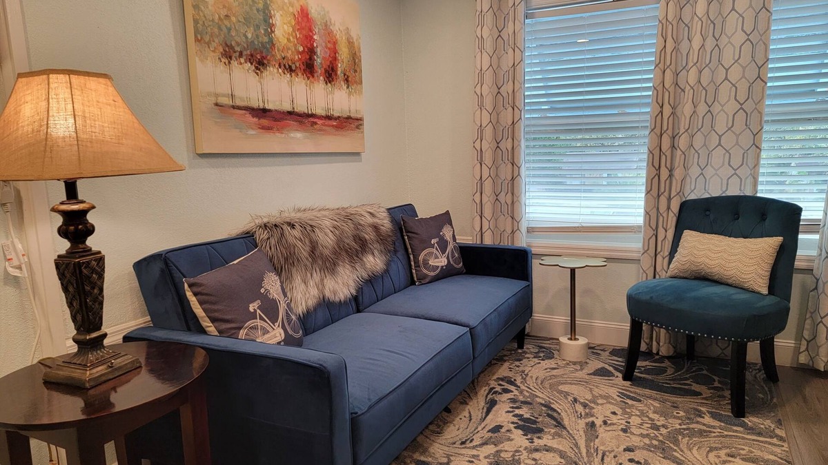 Winter Haven Apartment | Confidently Clean, Quint & Cozy Apartment