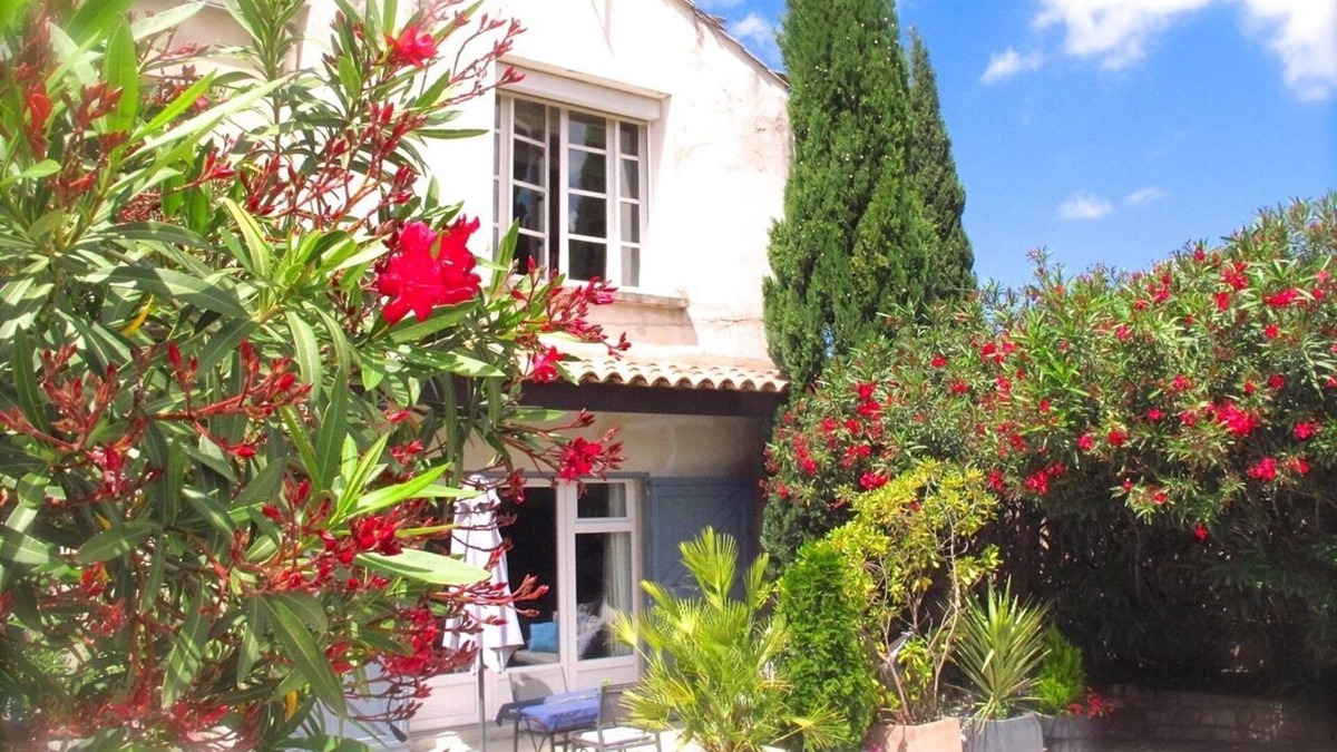Caromb Apartment | Confortable Studio au Pied du Mont Ventoux