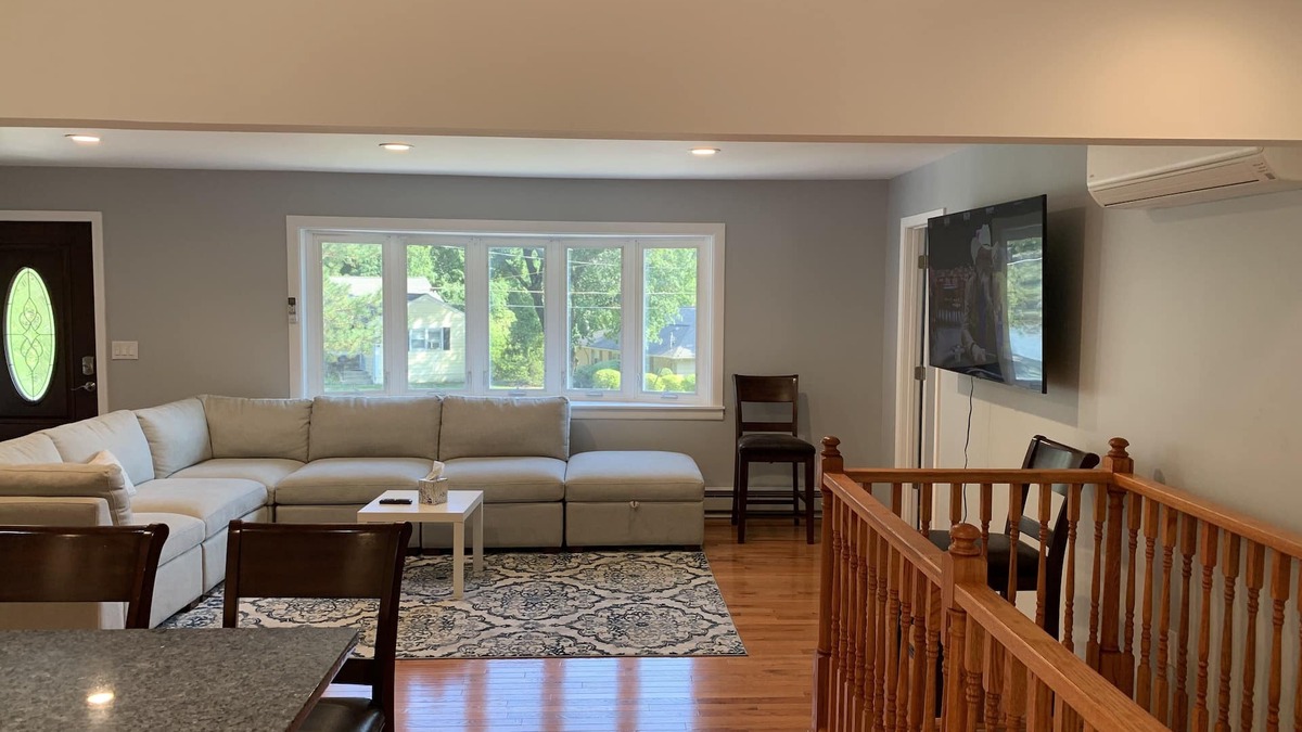 Danbury House | Connecticut Getaway Extended Stay
