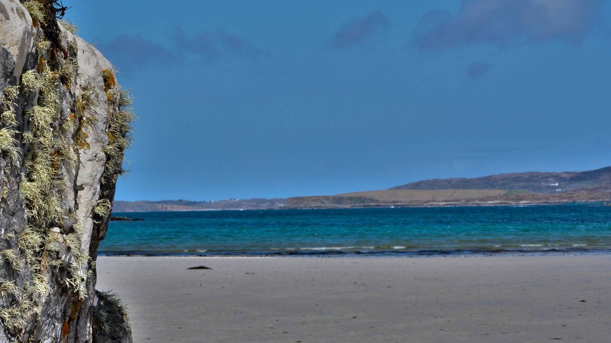 Ballyconneely Hotel | Connemara Sands Beach Hotel & Spa