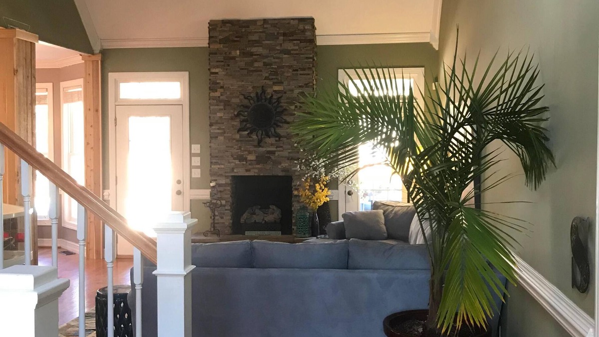 Shelby House | Consider this your HOME BASE for the World Series!