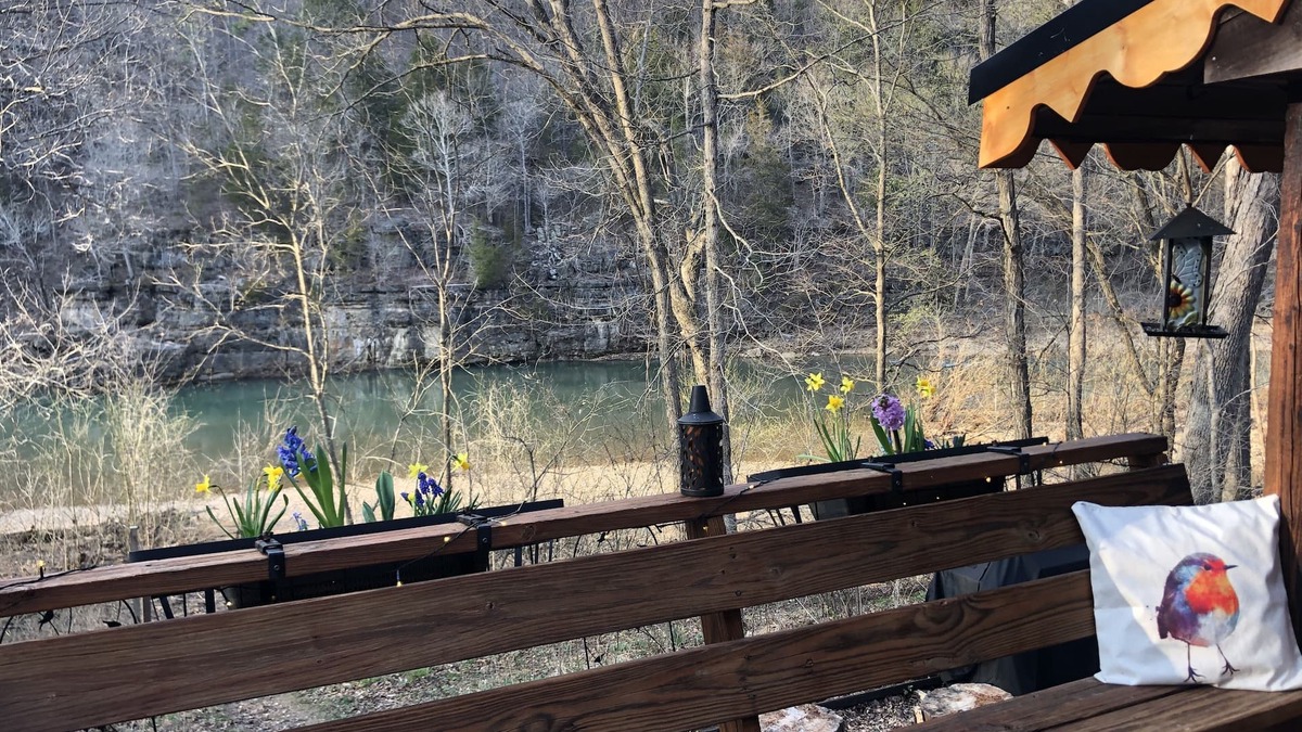 Teresita Cabin | #ContemplationCabin on the Jacks Fork River!
